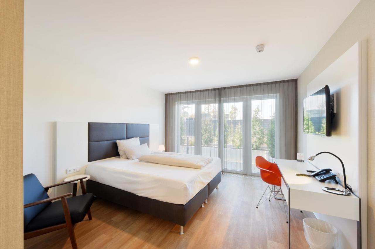 K-Apart Hotel & Boardinghouse Hürth Екстериор снимка
